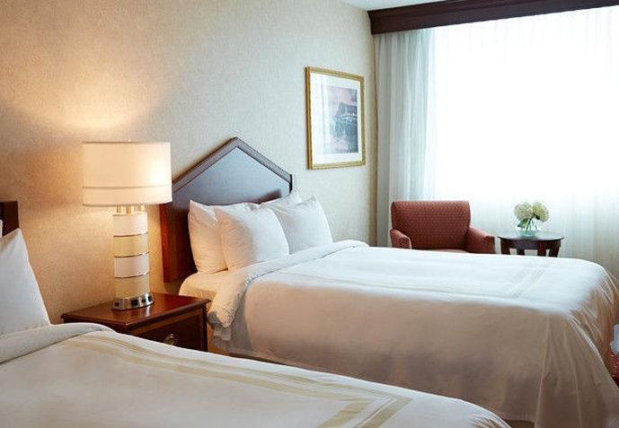 Marriott Hartford/Windsor Airport Hotel Exterior photo