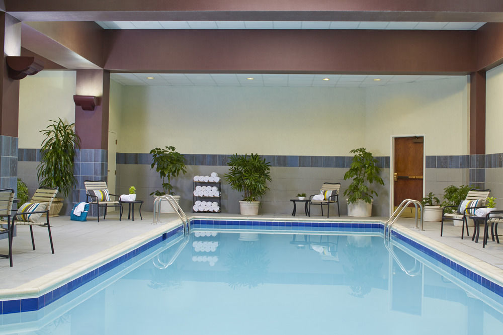 Marriott Hartford/Windsor Airport Hotel Exterior photo