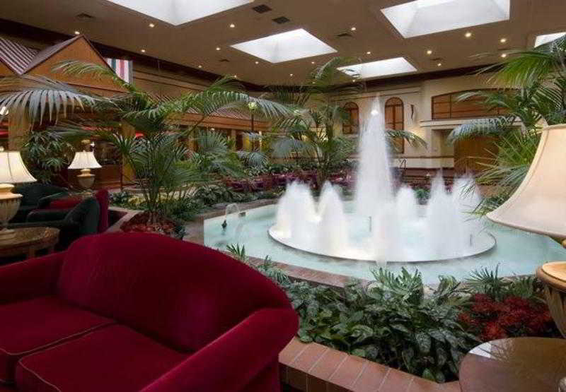 Marriott Hartford/Windsor Airport Hotel Exterior photo